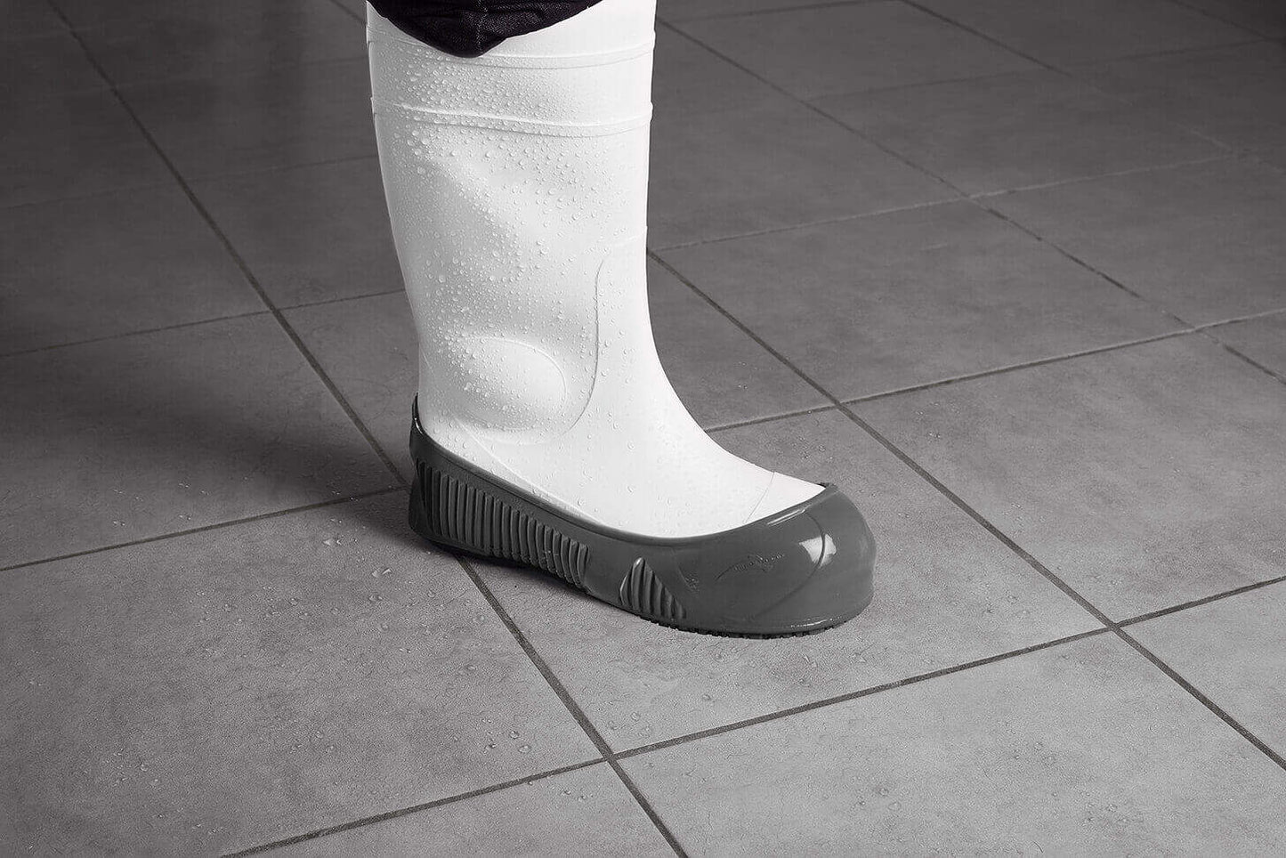 Safety Jogger Non-Slip Overshoes designed to fit over Work boots and Over-sized Shoes, S-XXL, 1 Pair
